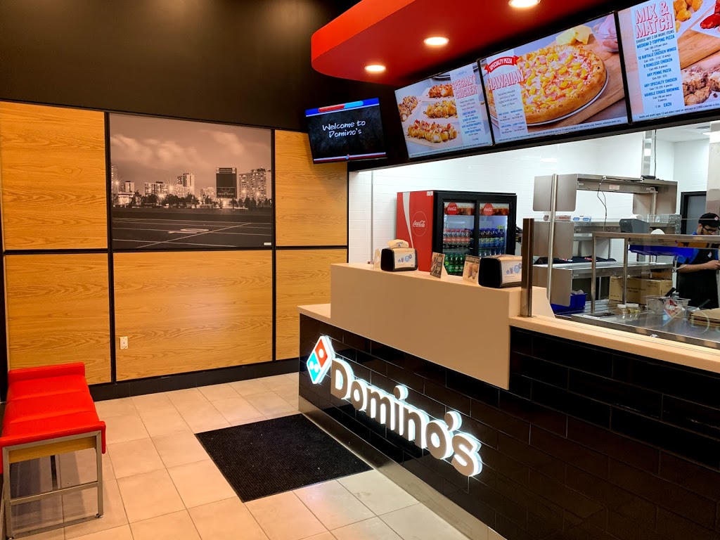 Dominos Pizza | 10 Dewside Dr #15, Brampton, ON L6R 3Y3, Canada | Phone: (289) 323-3323