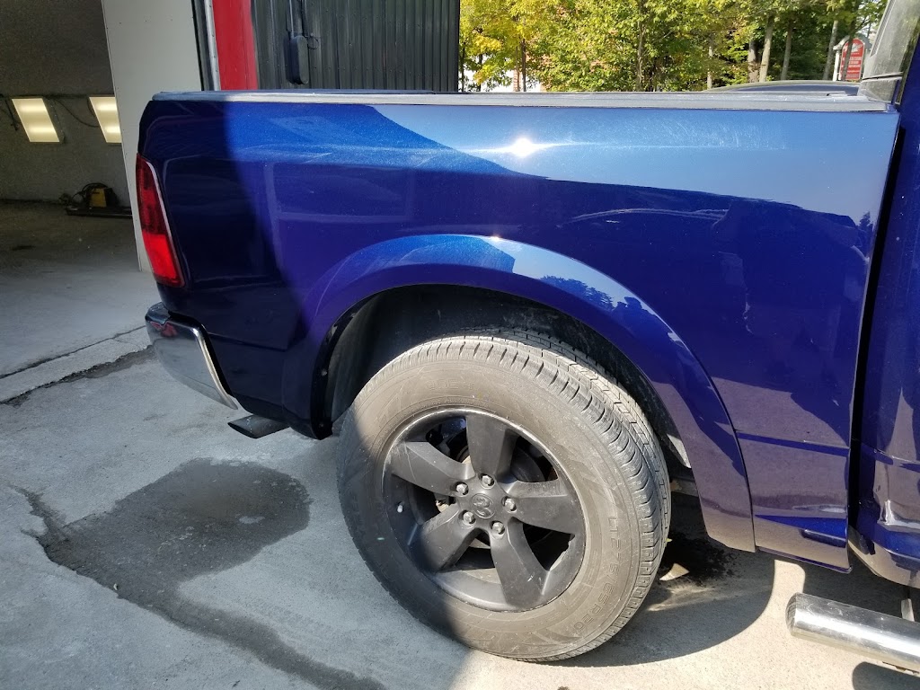 Carrosserie titan inc | 75 Mnt de lÉglise, Saint-Colomban, QC J5K 2G3, Canada | Phone: (438) 227-4796