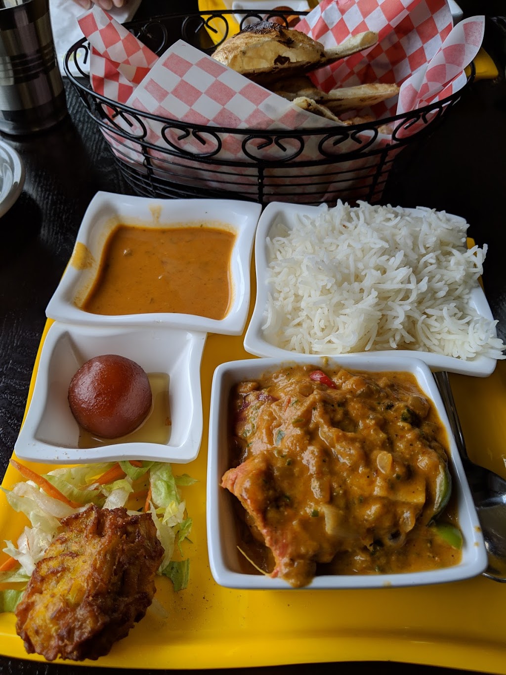 CALEDONS CURRY AND COCKTAIL | 18 King St E l5, Bolton, ON L7E 1E8, Canada | Phone: (905) 857-8988