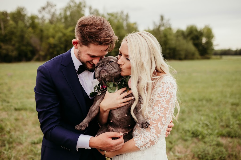 Photography by Laura Elizabeth | 23 Westlake Ct, Cameron, ON K0M 1G0, Canada | Phone: (705) 340-8940