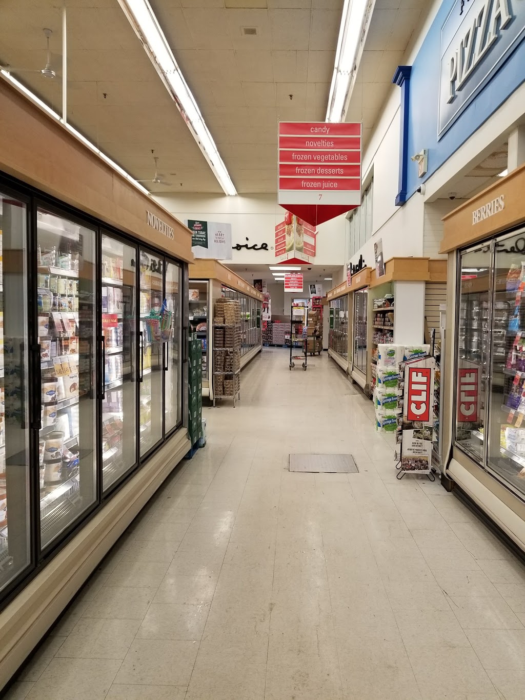 Davidsons valu-mart | 985 Woodbine Ave, Toronto, ON M4C 4B8, Canada | Phone: (416) 421-9457