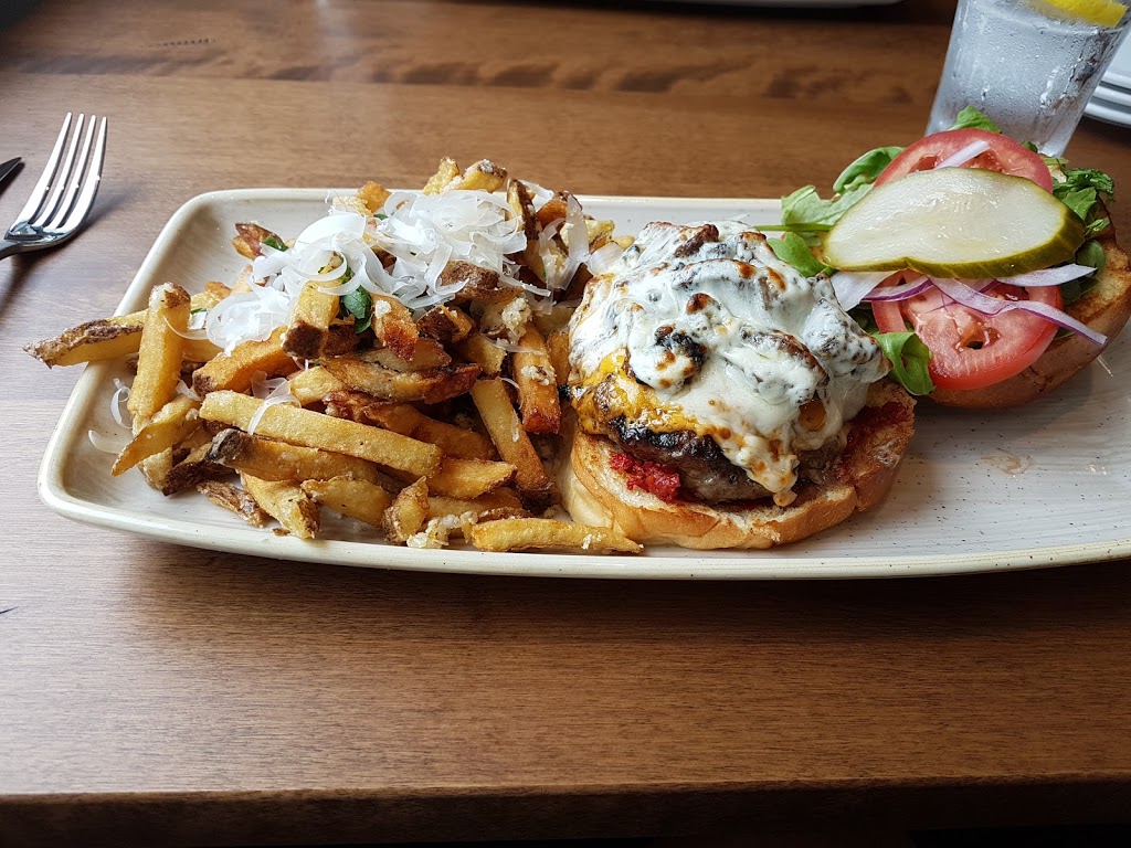 Shys Place Restaurant | 11 Coreslab Dr, Dundas, ON L9H 0B3, Canada | Phone: (905) 690-7497
