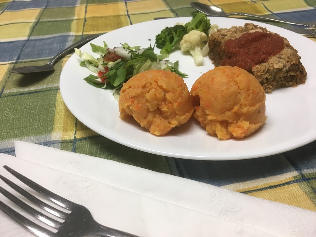 Maison Myosotis | 880 Rue Côté, Saint-Charles-de-Drummond, QC J2C 4Z7, Canada | Phone: (819) 474-1160