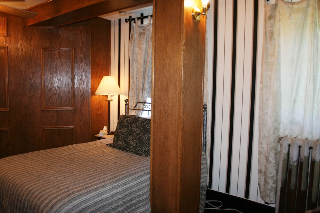 The King George Inn | 77 Albert St, Cobourg, ON K9A 2P9, Canada | Phone: (905) 269-7971