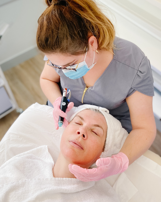 Three Sisters Laser Clinic | 75 Dyrgas Gate #103, Canmore, AB T1W 0A6, Canada | Phone: (403) 609-7100