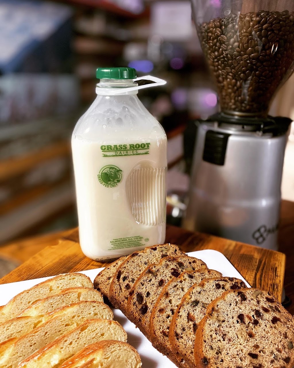 The Cheese Pusherman Roadhouse | 2021 Pemberton Portage Rd, Mount Currie, BC V0N 2K0, Canada | Phone: (604) 894-0225