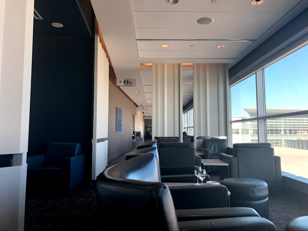 Air Canada Maple Leaf Lounge | 2000 Wellington Ave, Winnipeg, MB R3H 1C2, Canada | Phone: (888) 247-2262