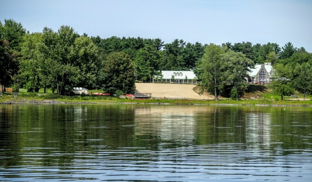 Camp Des Voyageurs Tim Horton | 60 Chem. du Canal, Quyon, QC J0X 2V0, Canada | Phone: (819) 458-3164