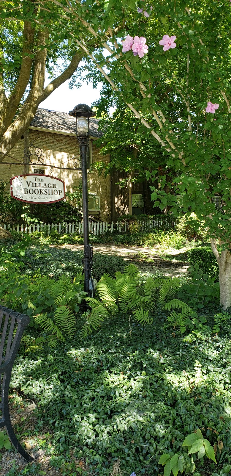 The Village Bookshop | 24 Bayfield Main St N, Bayfield, ON N0M 1G0, Canada | Phone: (519) 565-5600