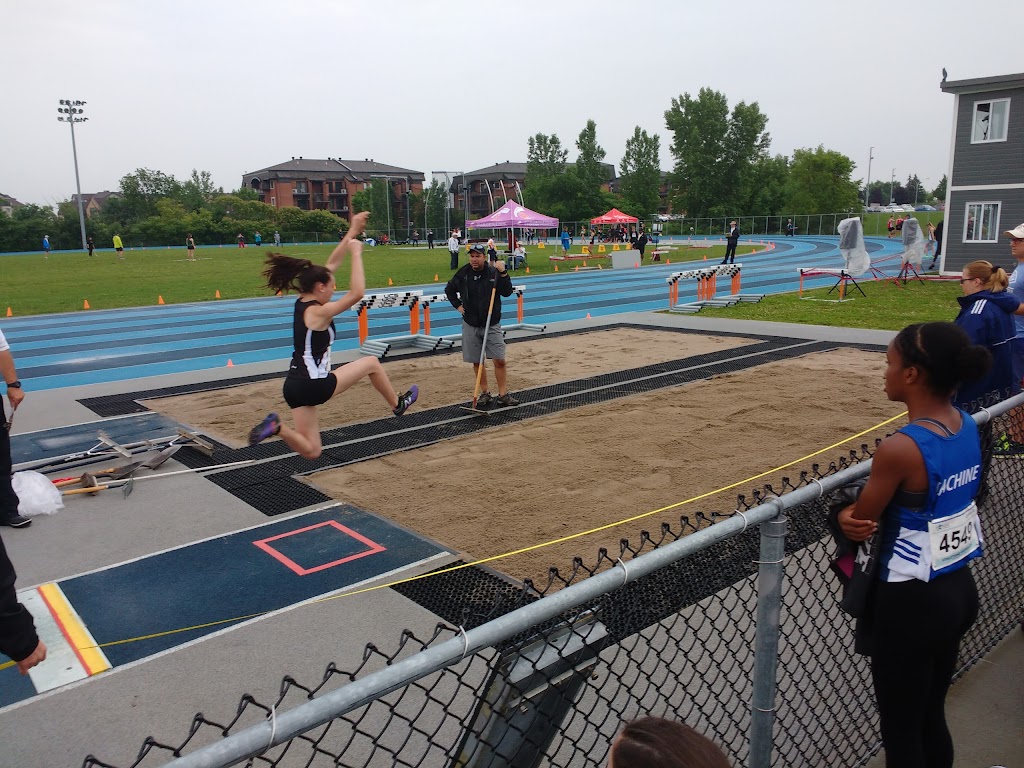 Stade dathlétisme Richard-Garneau | 401 Bd du Domaine, Sainte-Thérèse, QC J7E 4S4, Canada | Phone: (450) 434-1440