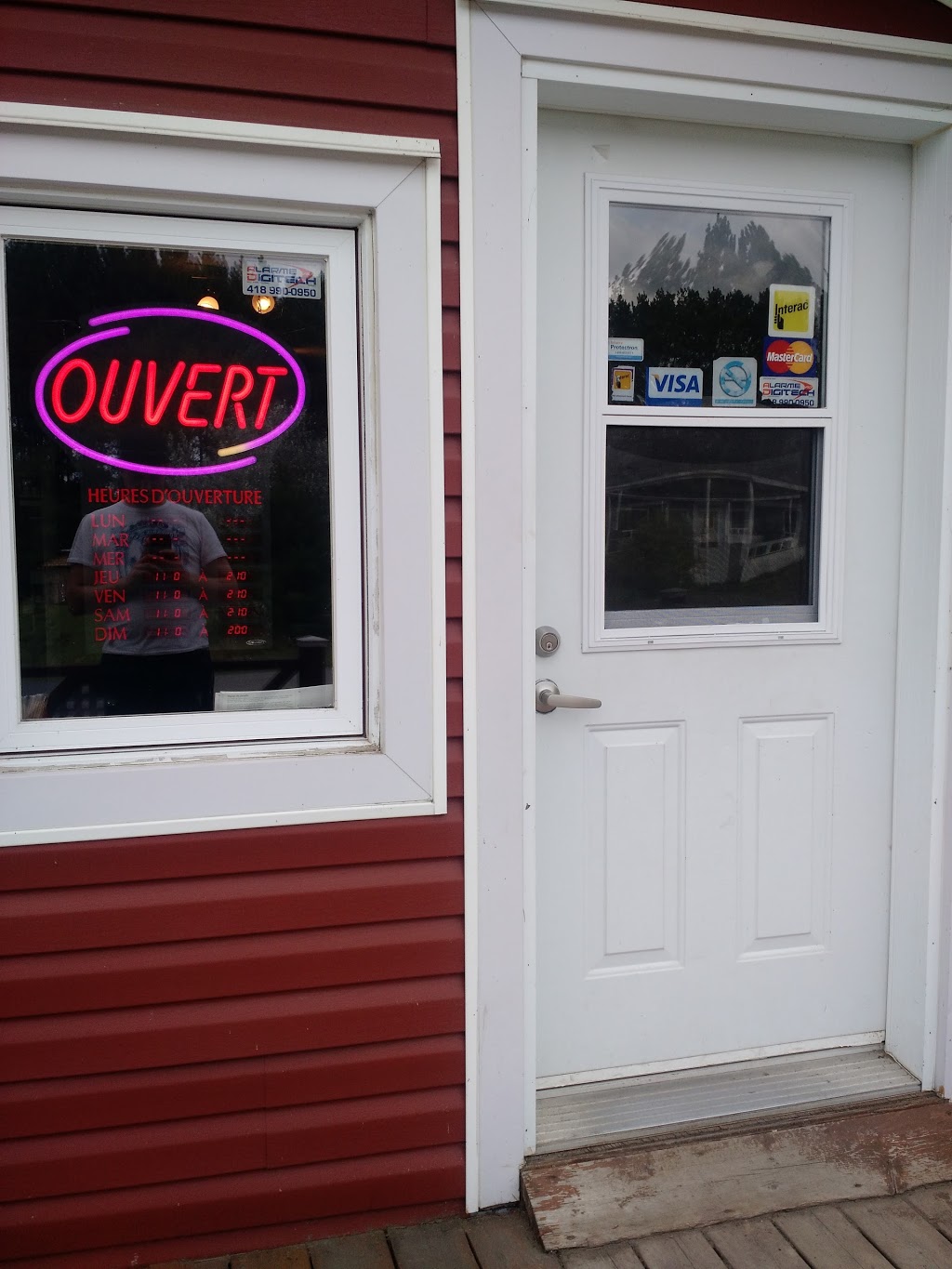 Jo-Dre Pizzeria | 1157 Rue Henri, Val-Alain, QC G0S 3H0, Canada | Phone: (418) 744-3400