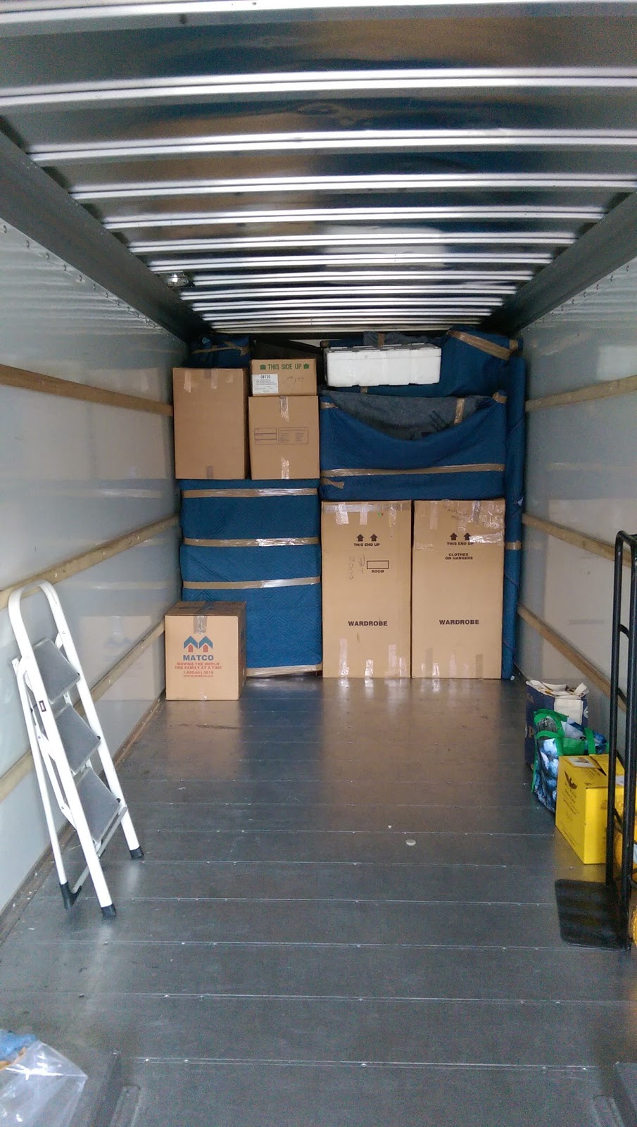 Hugos Moving | 196 Red River Blvd W, Winnipeg, MB R2V 3Y6, Canada | Phone: (844) 464-8467