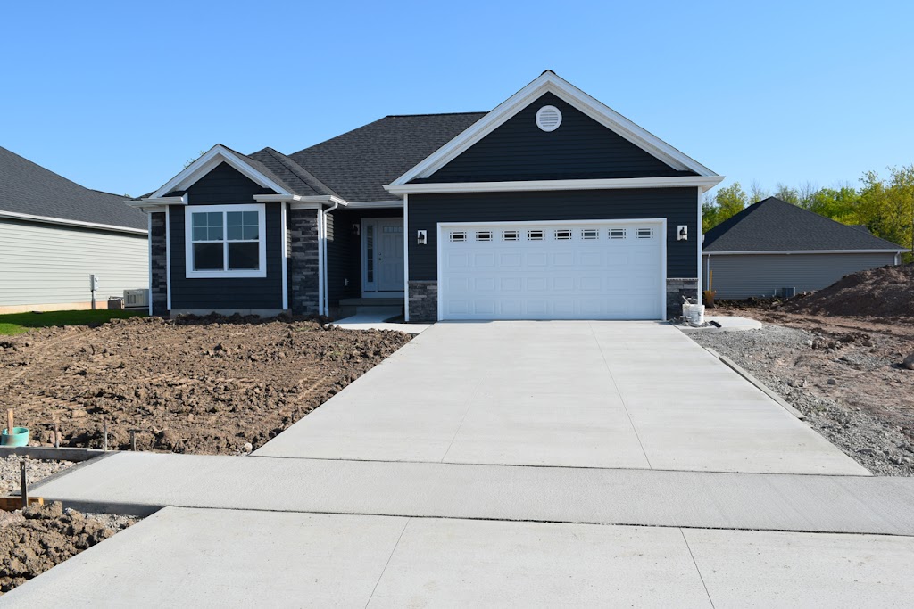 CustomMade Concrete | 1977 Port Davidson Rd, Township Of West Lincoln, ON L0R 2A0, Canada | Phone: (905) 931-0936