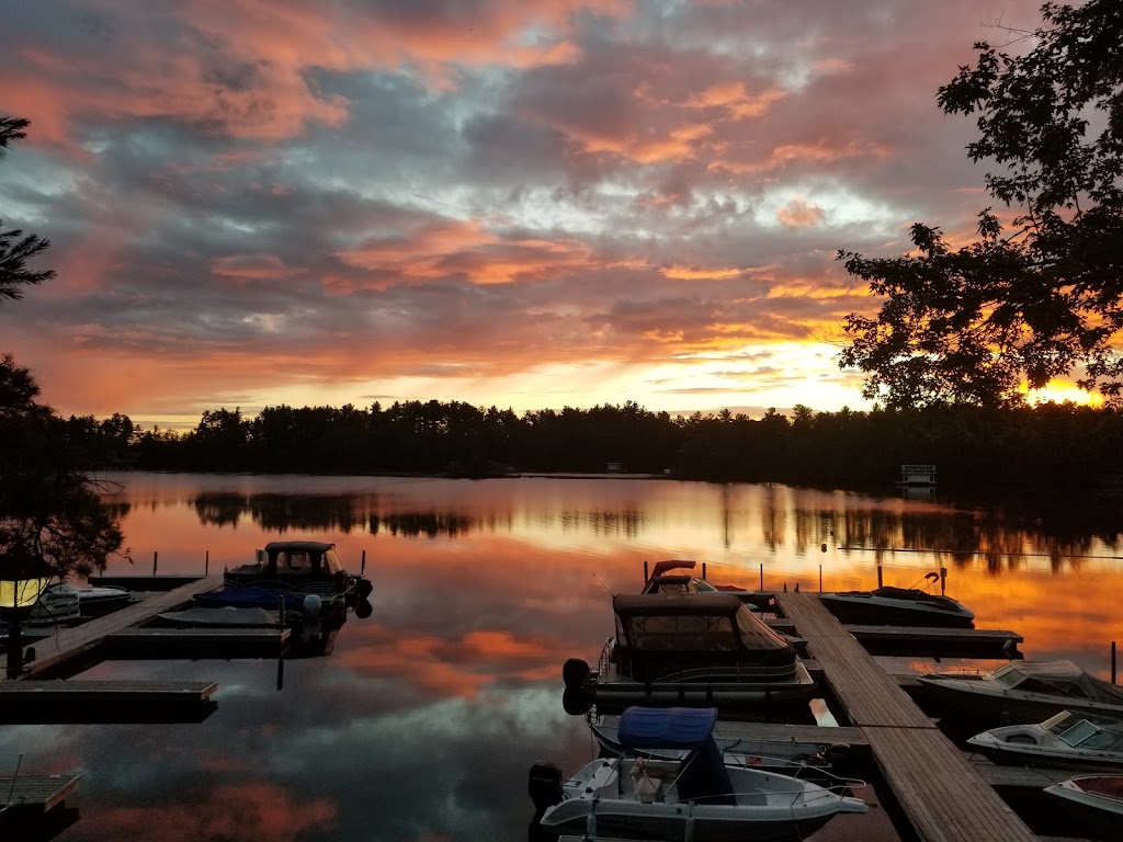 Lakeshore Landing Marina | 1072 Lakeshore Dr, Gravenhurst, ON P1P 1R2, Canada | Phone: (705) 706-2119