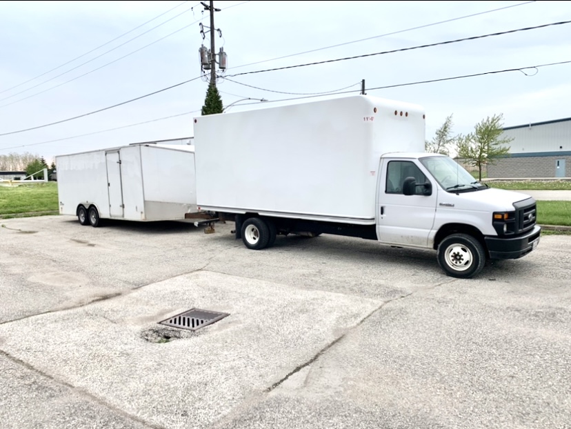 2 Dudes And A Truck | 60 Rockywood Park NW, Calgary, AB T3G 5S2, Canada | Phone: (519) 466-9114