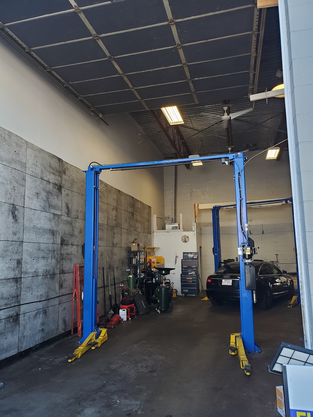 EUROPEAN AUTO REPAIR LTD | 8462 162 Street #206, 8462 162 St #207, Surrey, BC V4N 1B4, Canada | Phone: (604) 808-1250