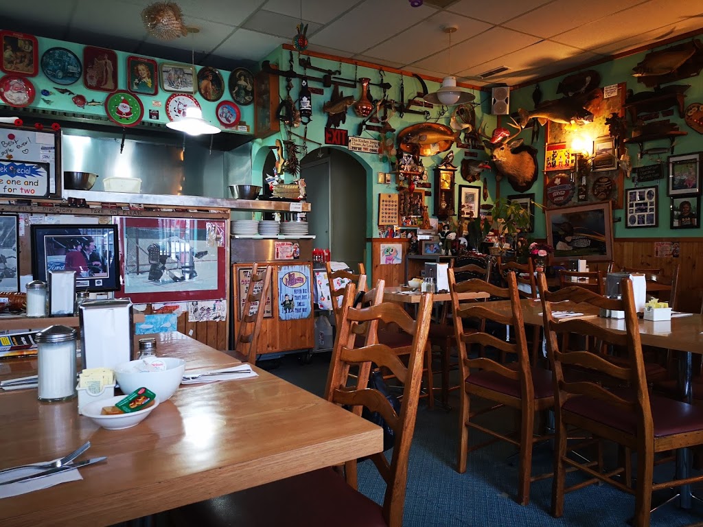 Fils Cafe | 353 Duckworth St, Barrie, ON L4M 2R2, Canada | Phone: (705) 726-7818