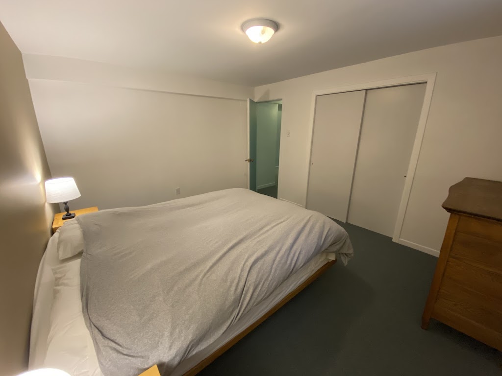 Renard du Nord | 6 Chem. de Normandie, Sainte-Agathe-des-Monts, QC J8C 2G4, Canada | Phone: (514) 910-3475