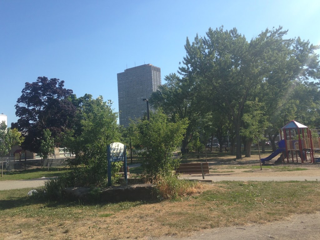 R.V. Burgess Park | 46 Thorncliffe Park Dr, Toronto, ON M4H, Canada | Phone: (416) 338-4386