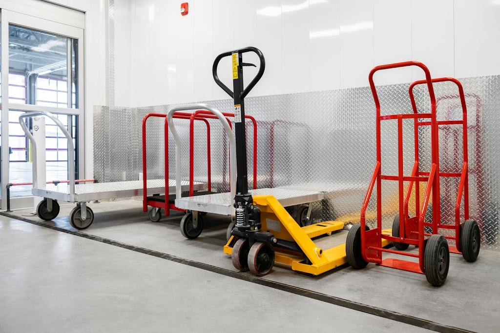 Bow City Storage | 2206 10 Ave SW, Calgary, AB T3C 0K6, Canada | Phone: (403) 269-2489