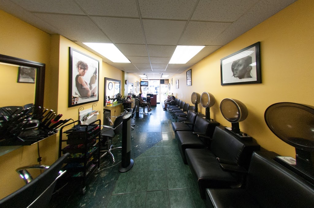 Nadines Hair Studio | 1562 Eglinton Ave W, York, ON M6E 2G8, Canada | Phone: (416) 781-3065