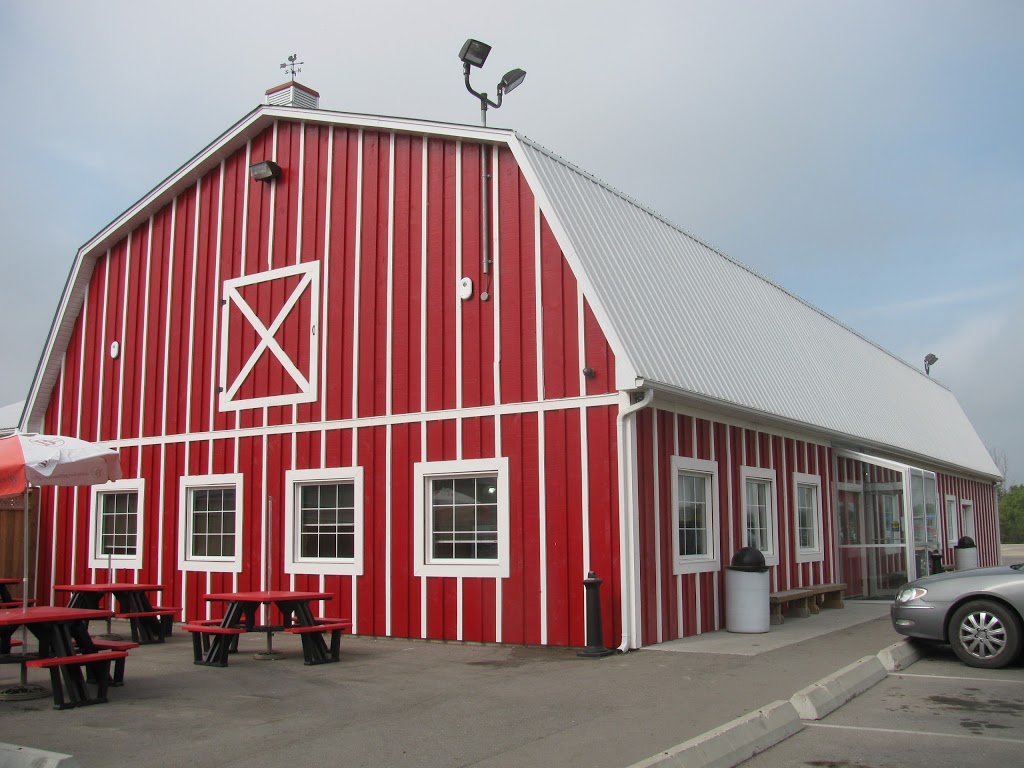 Burger Barn | 3000 4th Line, Ohsweken, ON N0A 1M0, Canada | Phone: (519) 445-0088