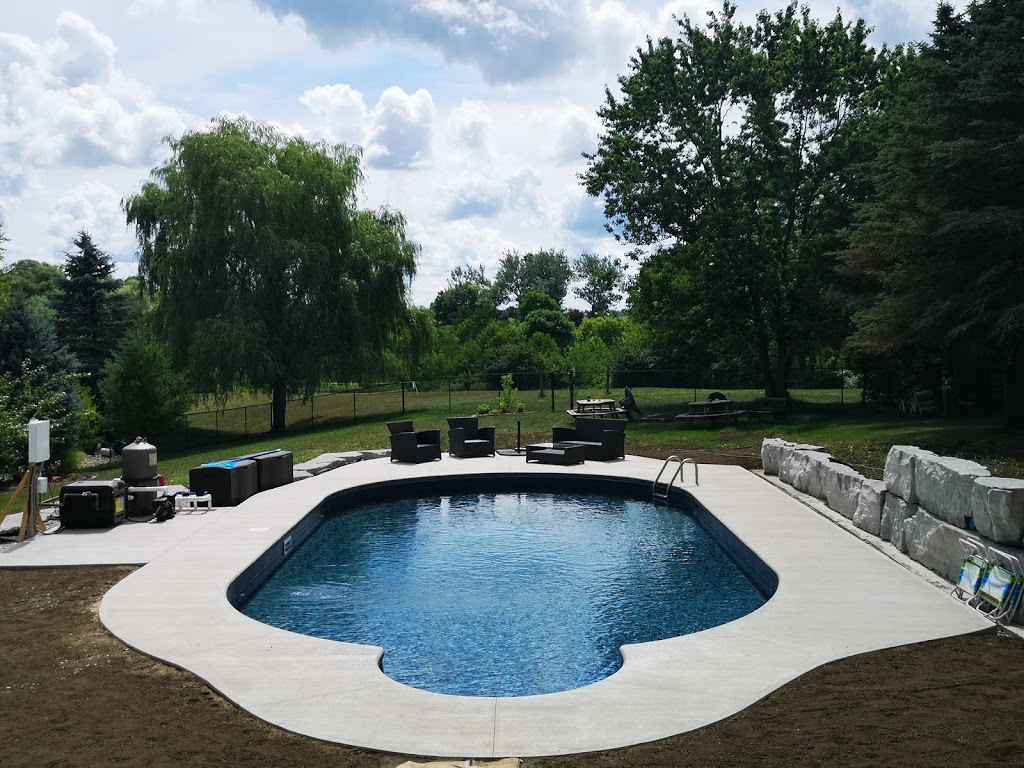 Liquid Landscape Pool and Patio | Osborne Street, Delaware, ON N0L 1E0, Canada | Phone: (226) 926-7211
