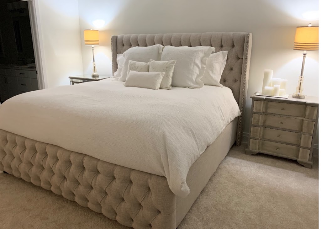 Highland Furniture | 760 Dundas St E, Mississauga, ON L4Y 2B6, Canada | Phone: (905) 272-3112
