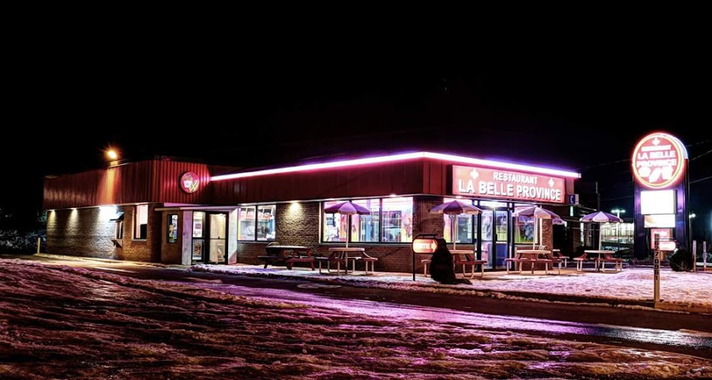 Restaurant La Belle Province | 41 Boulevard Arthur-Sauvé, Saint-Eustache, QC J7P 1Z9, Canada | Phone: (450) 473-1252