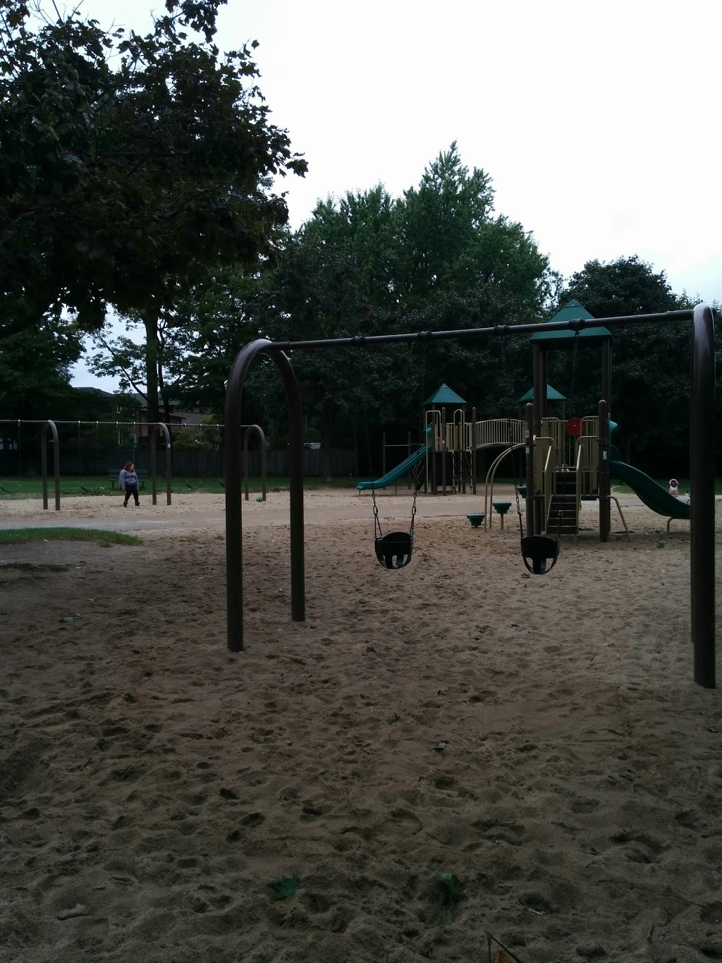 Highview Park | 150 Highview Ave, Scarborough, ON M1N, Canada | Phone: (416) 392-2489