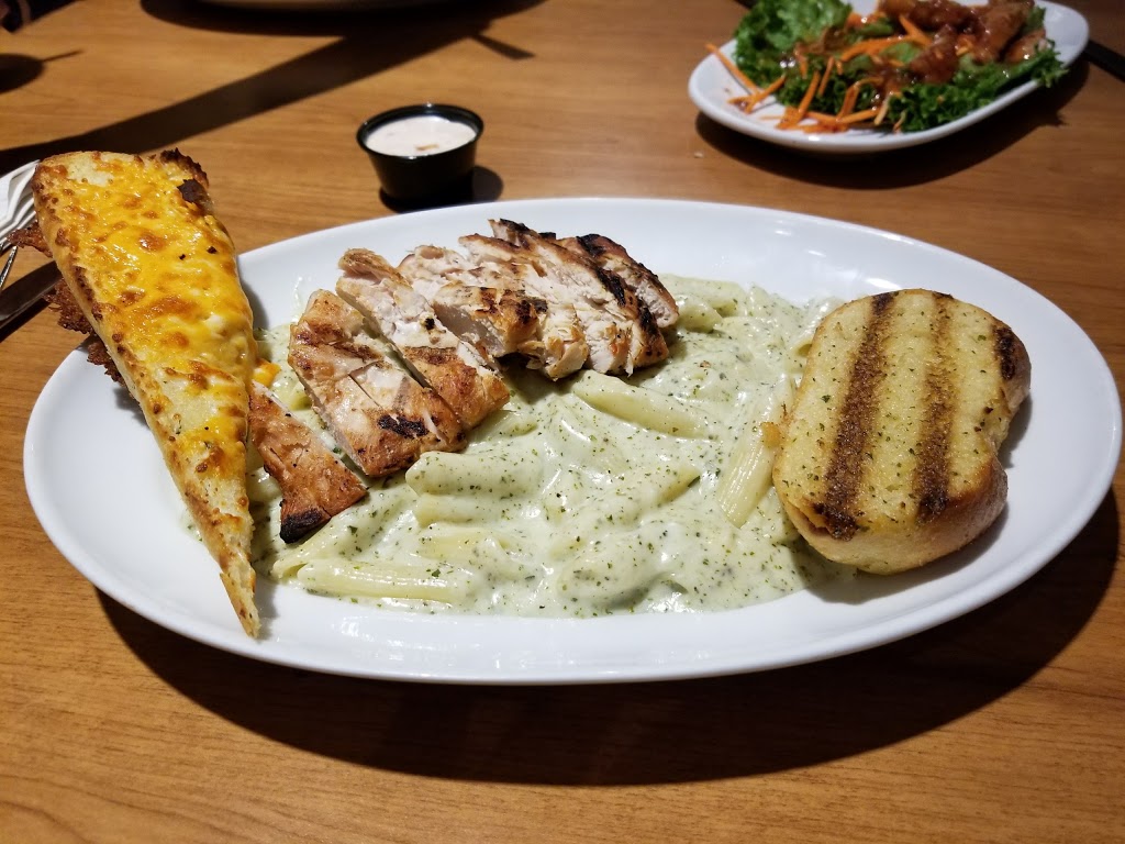 Boston Pizza | 545 Harvey Ave, Kelowna, BC V1Y 6C7, Canada | Phone: (250) 861-5883