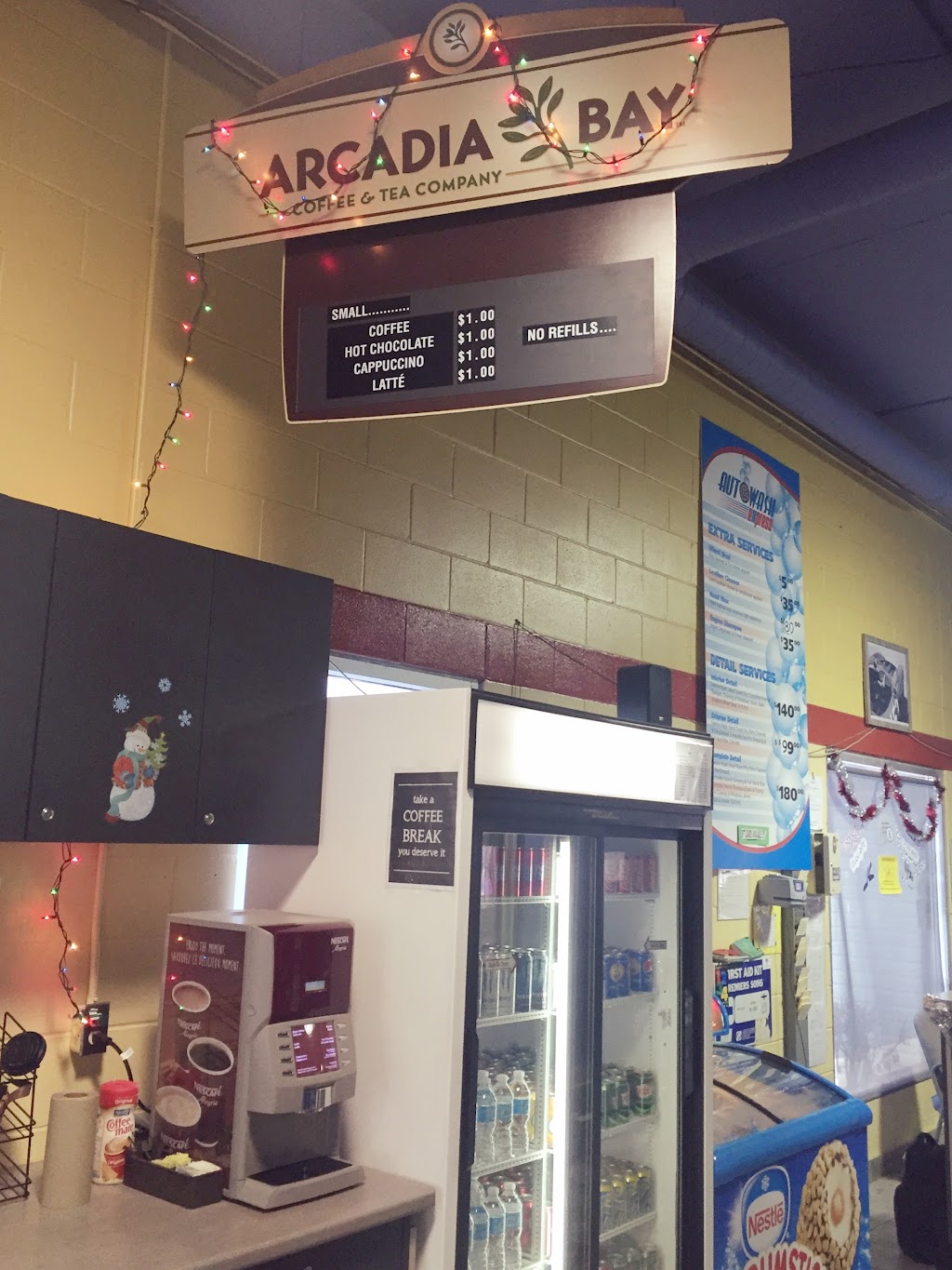 Autowash Express Car Wash | 4060 Montrose Rd, Niagara Falls, ON L2H 1J9, Canada | Phone: (905) 356-8000