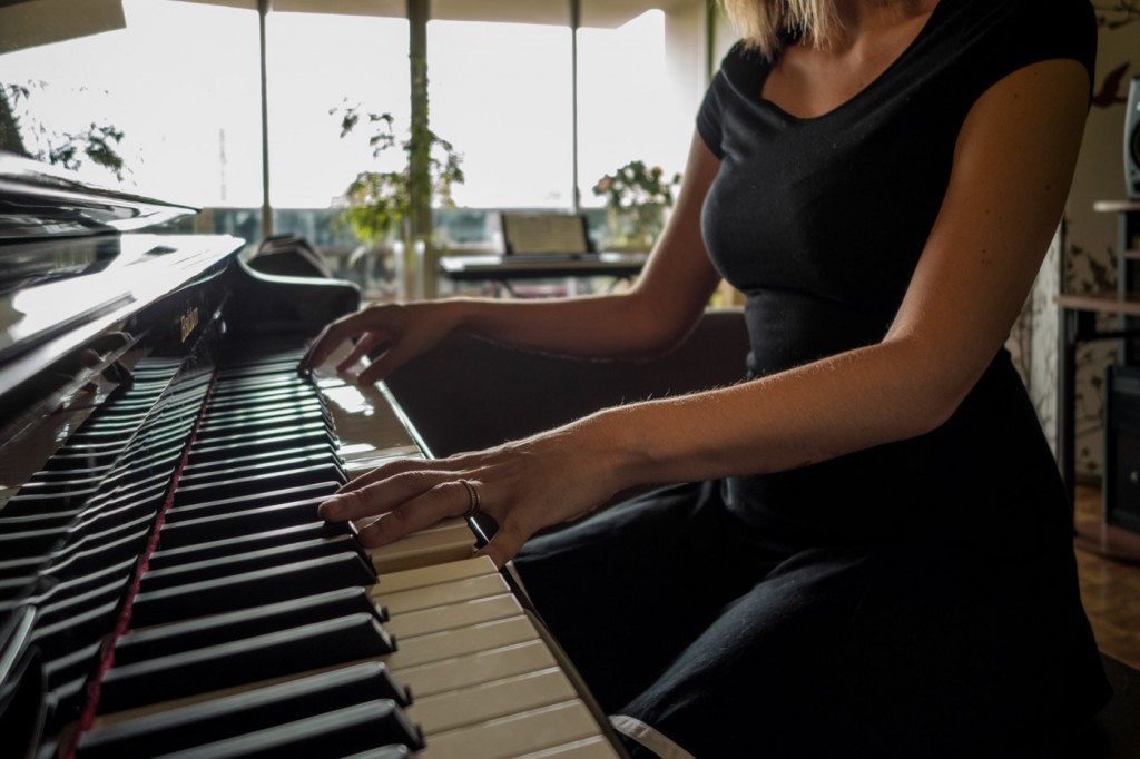 Lauren Eyton-Jones Piano and Voice Teacher | 16 Concord Ave, Dundas, ON L9H 1R6, Canada | Phone: (416) 902-8954
