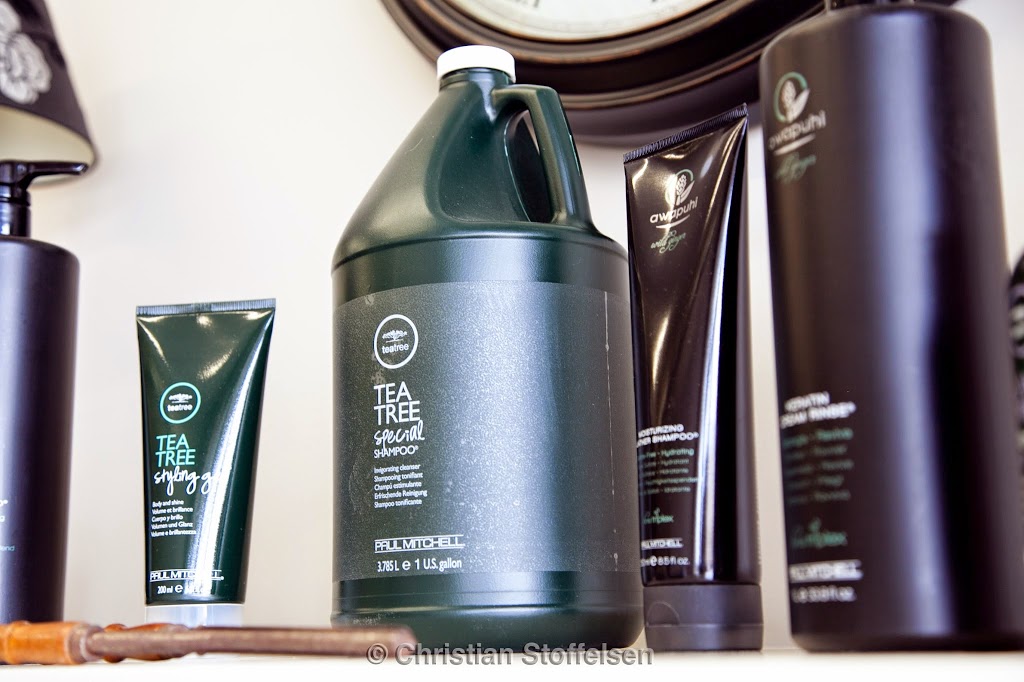 KML Studio Family Hair Care | 230 Shellard Ln, Brantford, ON N3T 5L5, Canada | Phone: (519) 756-5595