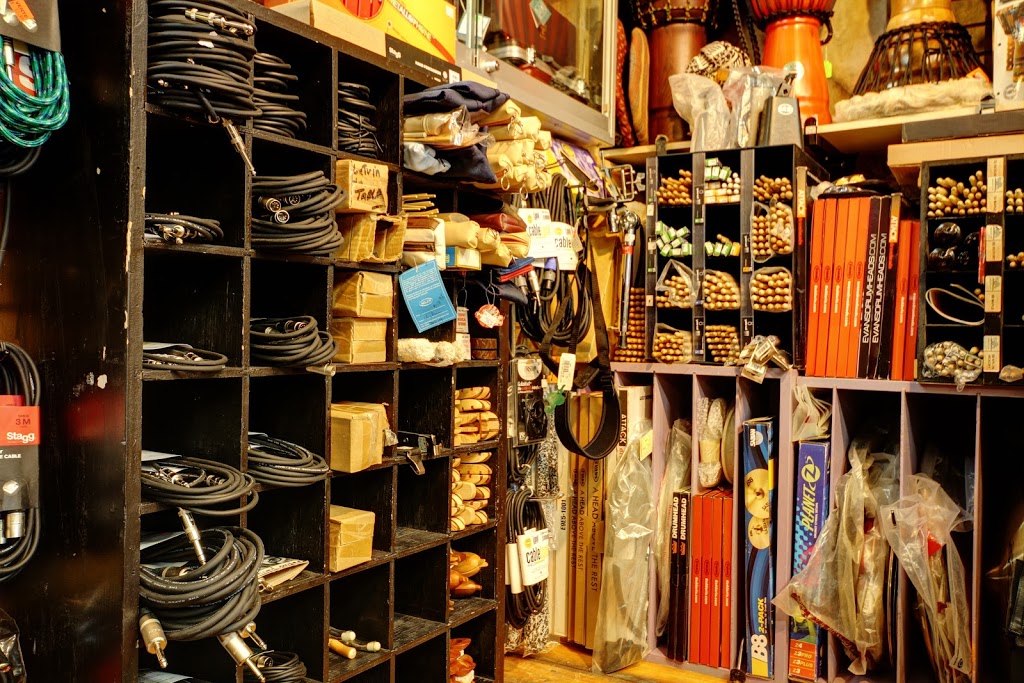Music Boisvert | 249 Boulevard Sir-Wilfrid-Laurier, Beloeil, QC J3G 4H1, Canada | Phone: (450) 464-0918