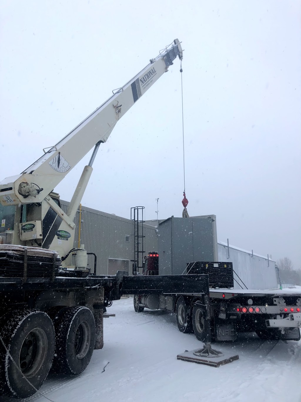 Barrie Crane & Lift | 9 Monica Ct, Coldwater, ON L0K 1E0, Canada | Phone: (705) 323-8312