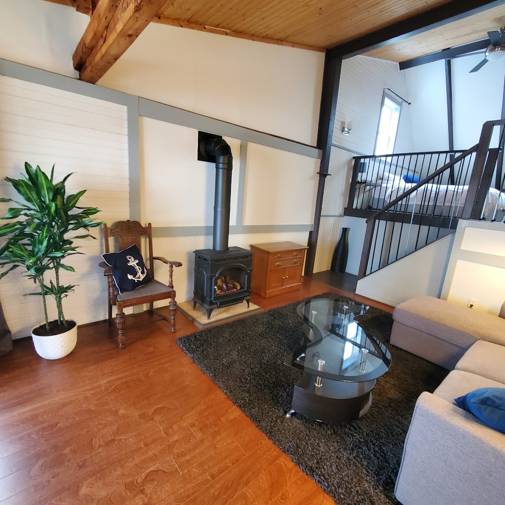 Cliffside Inn | 11561 Shore Rd, Murray River, PE C0A 1W0, Canada | Phone: (289) 922-8789