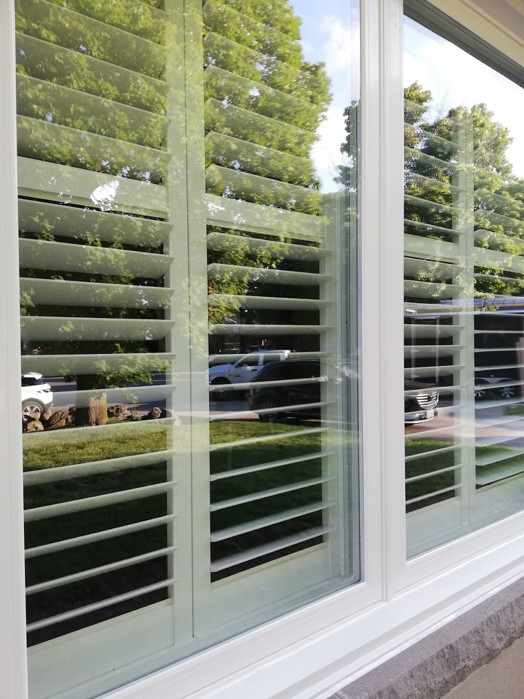 Galaxy Vinyl Windows Replacement | 7777 Keele St Unit# 5, Concord, ON L4K 1Y7, Canada | Phone: (416) 887-7888