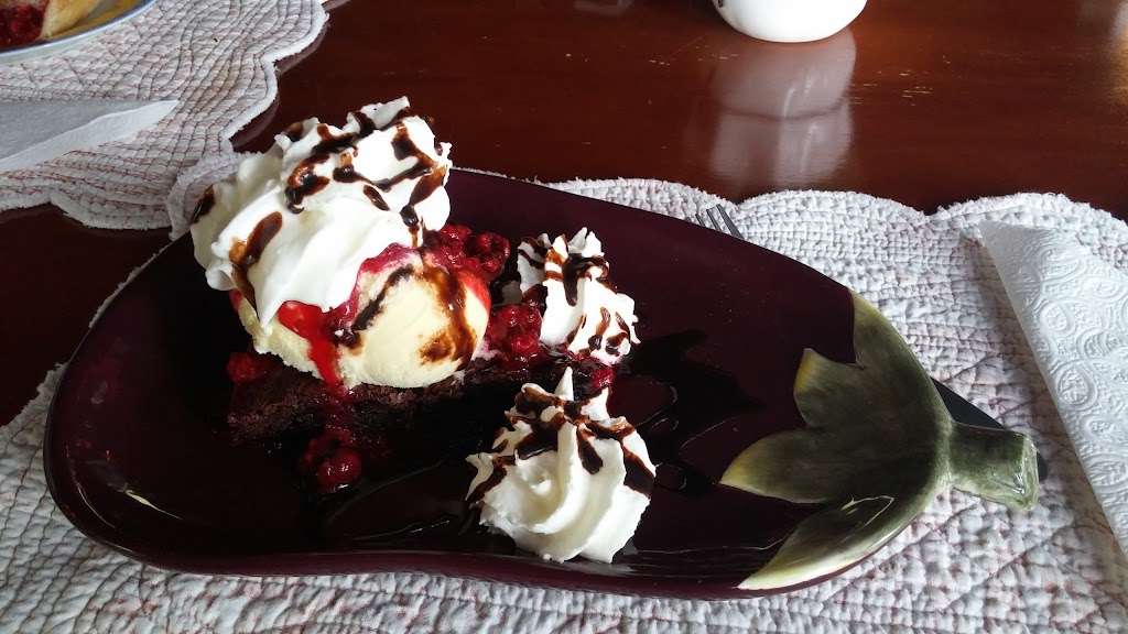 Mother Mountain Teahouse and country store | 102 1 Ave NW, Delia, AB T0J 0W0, Canada | Phone: (403) 364-2057