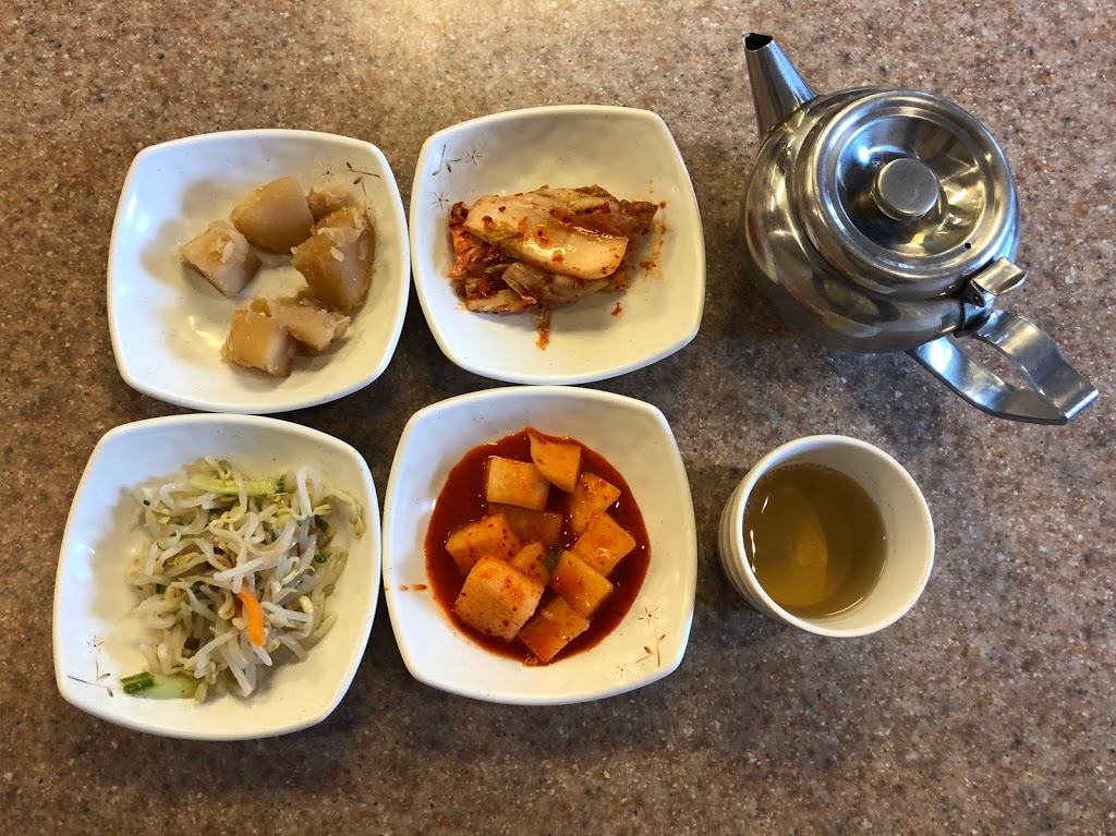 Tongileo Korean Restaurant | 2579 Lougheed Hwy, Port Coquitlam, BC V3B 4P4, Canada | Phone: (604) 474-2579