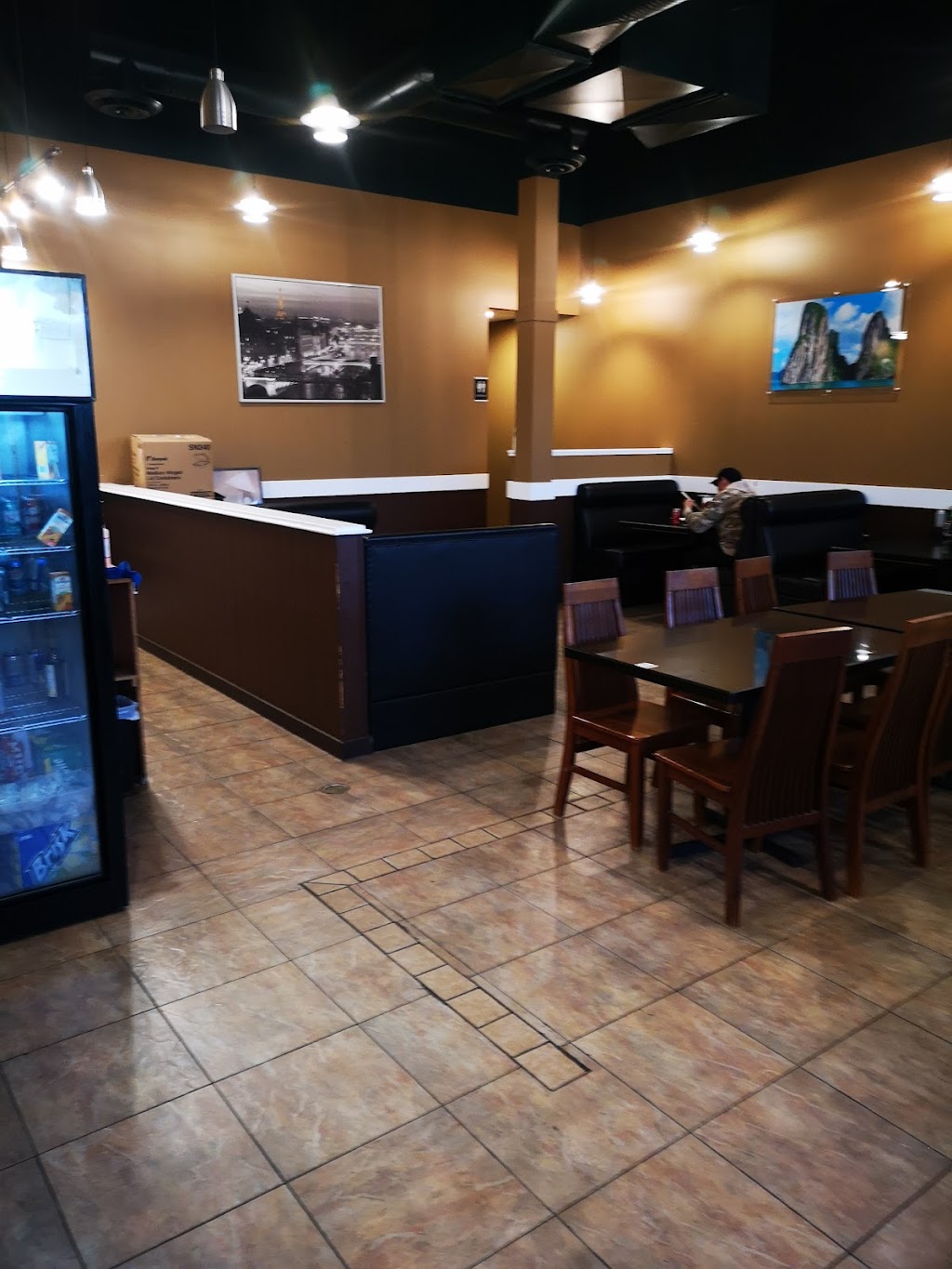 Pho Minh Vietnamese | 800 Pine Rd #110G, Strathmore, AB T1P 0A2, Canada | Phone: (403) 901-0881
