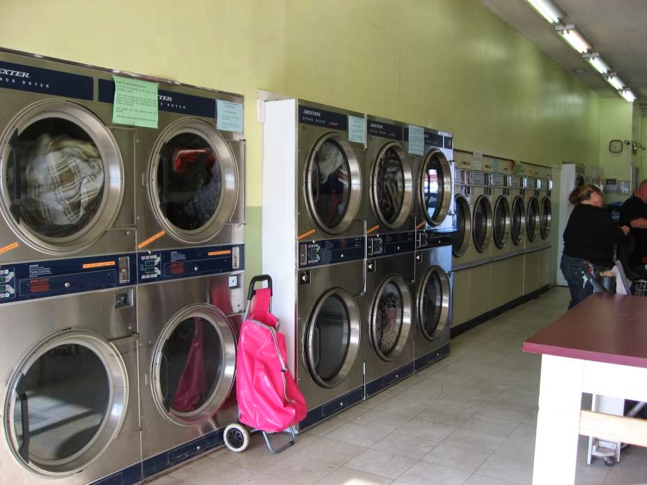 Super Suds Laundromat & Drycleaning Depot | 11741 83 St NW, Edmonton, AB T5B 2Z1, Canada | Phone: (780) 477-1544