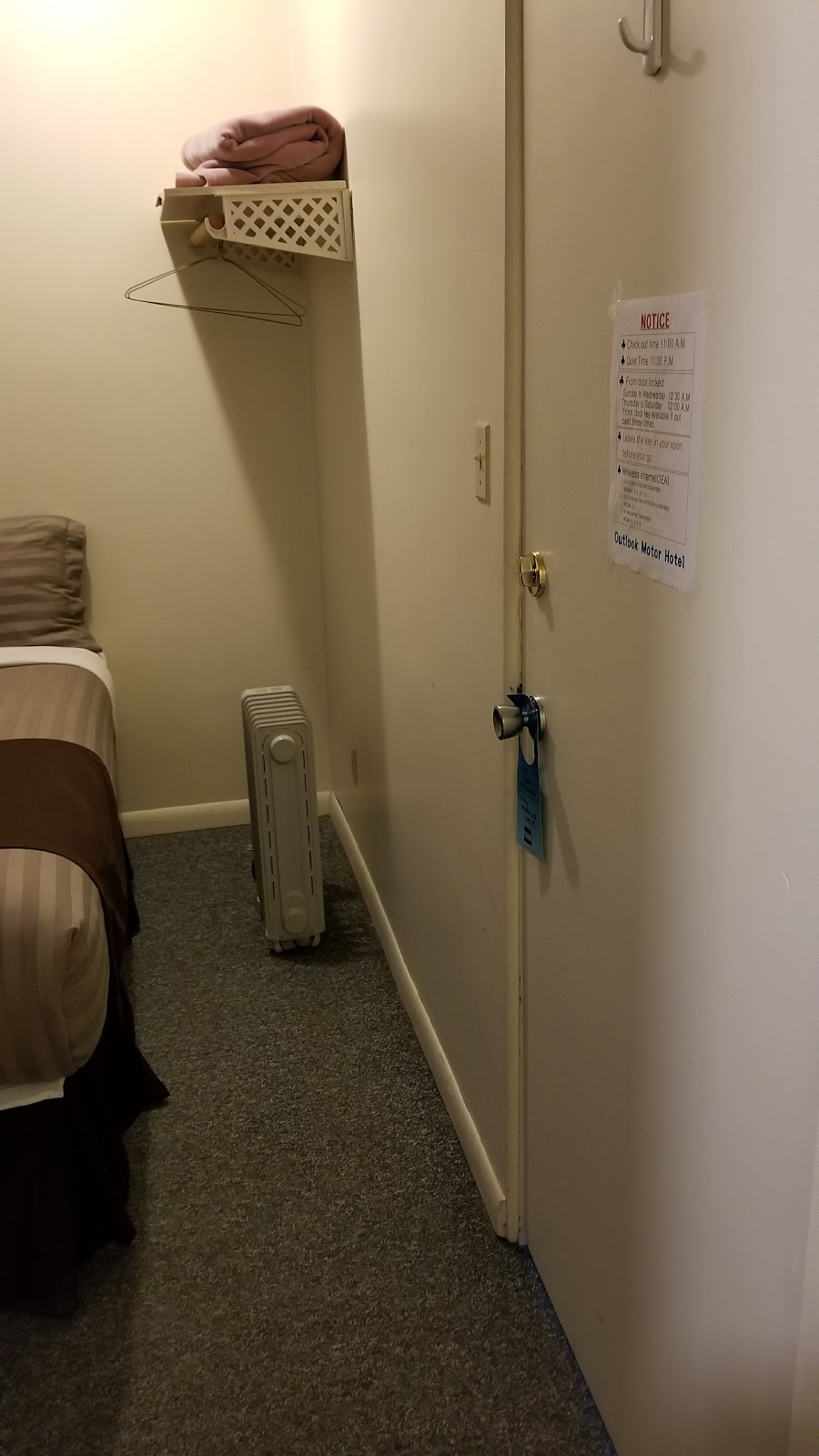 Outlook Motor Hotel | 105 FRANKLIN E, Outlook, SK S0L 2N0, Canada | Phone: (306) 867-8636