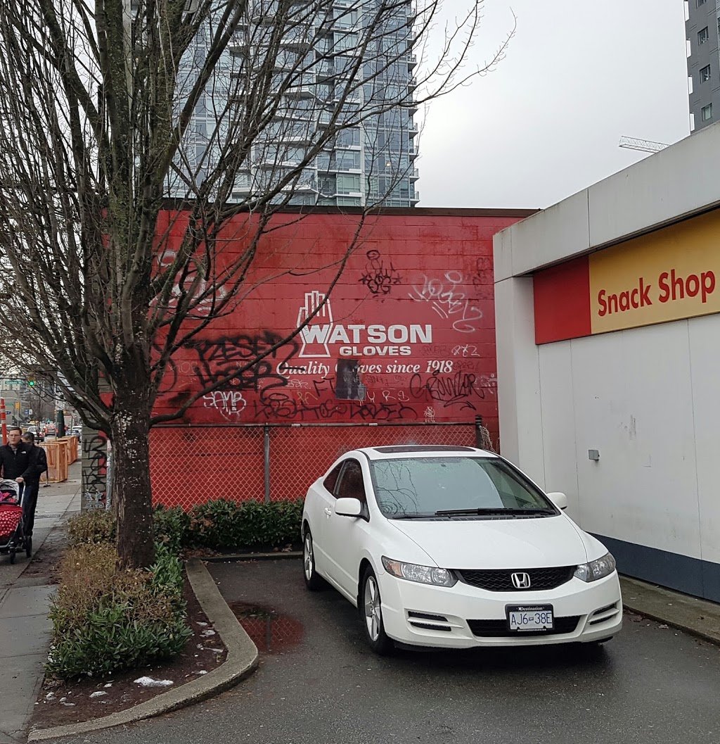 Shell | atm | 1785 Main St, Vancouver, BC V5T 3B5, Canada | 6048764242 OR +1 604-876-4242