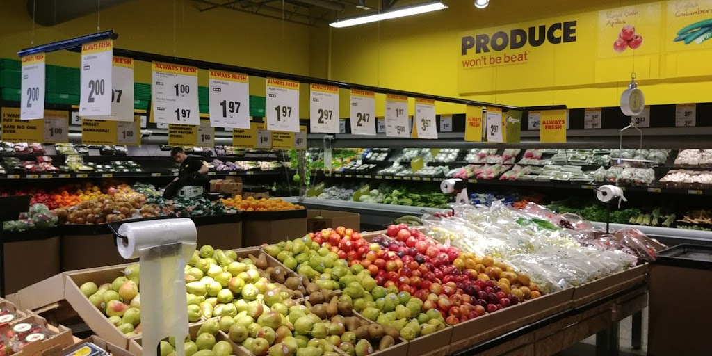 Paul & Adeles No Frills | 930 Upper Paradise Rd #1, Hamilton, ON L9B 2N1, Canada | Phone: (866) 987-6453