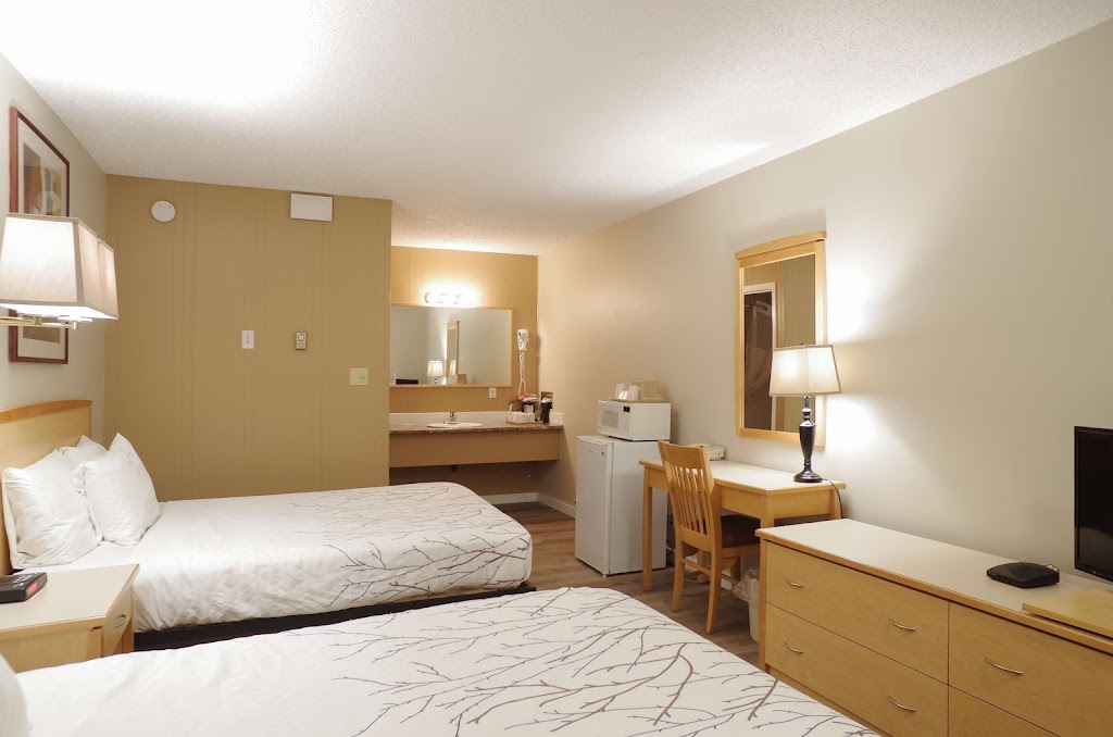 Canadas Best Value Inn & Suites Fernie | 401 Crowsnest Hwy, Fernie, BC V0B 1M0, Canada | Phone: (877) 326-8888