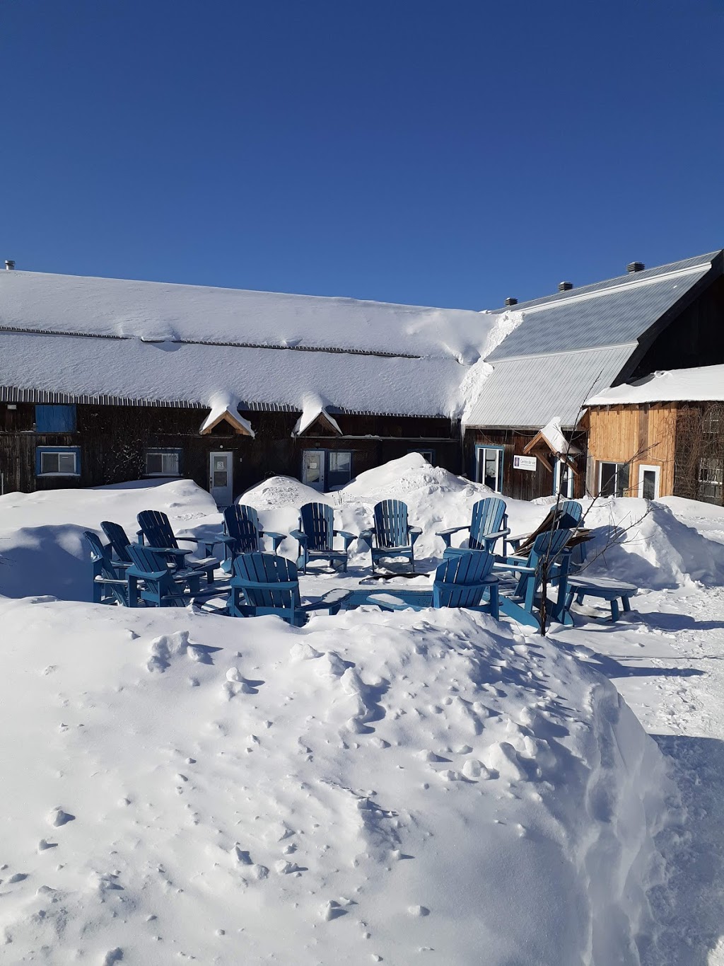 Centre de vie | 14 Chemin du Petit 5 Rang, Ripon, QC J0V 1V0, Canada | Phone: (819) 428-2215