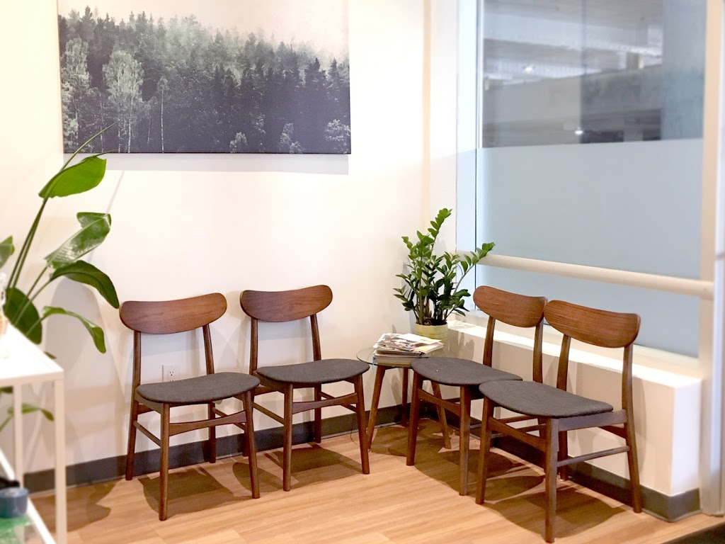 Peak Form Physiotherapy | 515 Lakeshore Rd E Unit 111, Mississauga, ON L5G 1H9, Canada | Phone: (905) 271-1000
