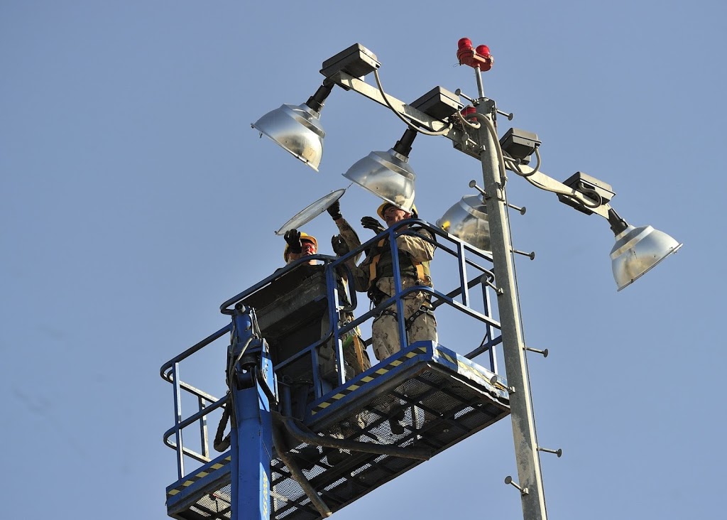 AR Electrical Services Inc | 3107 Cottage Clay Rd, Mississauga, ON L5B 4J4, Canada | Phone: (416) 660-9923