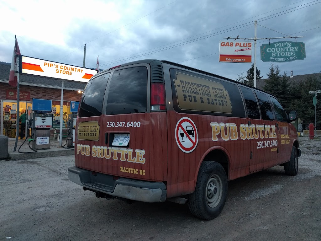 Pips Country Store | 4806 Selkirk Ave, Edgewater, BC V0A 1E0, Canada | Phone: (250) 347-9519